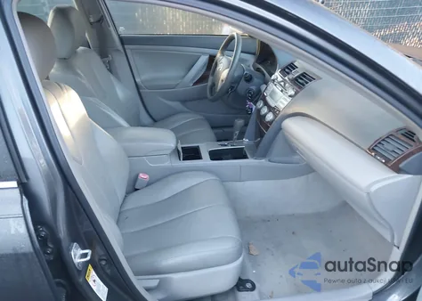 2011 Toyota Camry Le z USA, uszkodzony, nr VIN 4T1BF3EK4BU144242